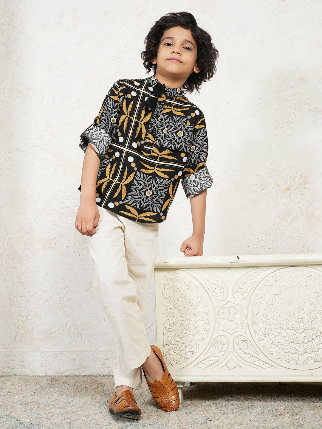 Placement Print Kurta For Boys