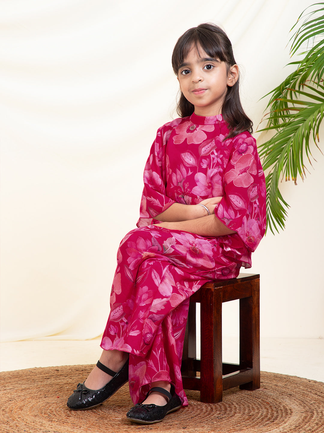 Floral Print Top With Straight Pants