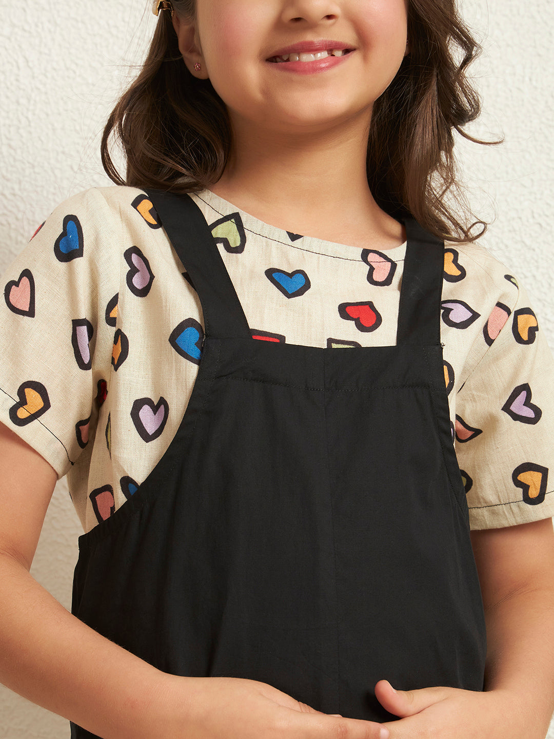 Black Cotton Poplin Heart Print With Solid Pattern Girl's Jumpsuit Set