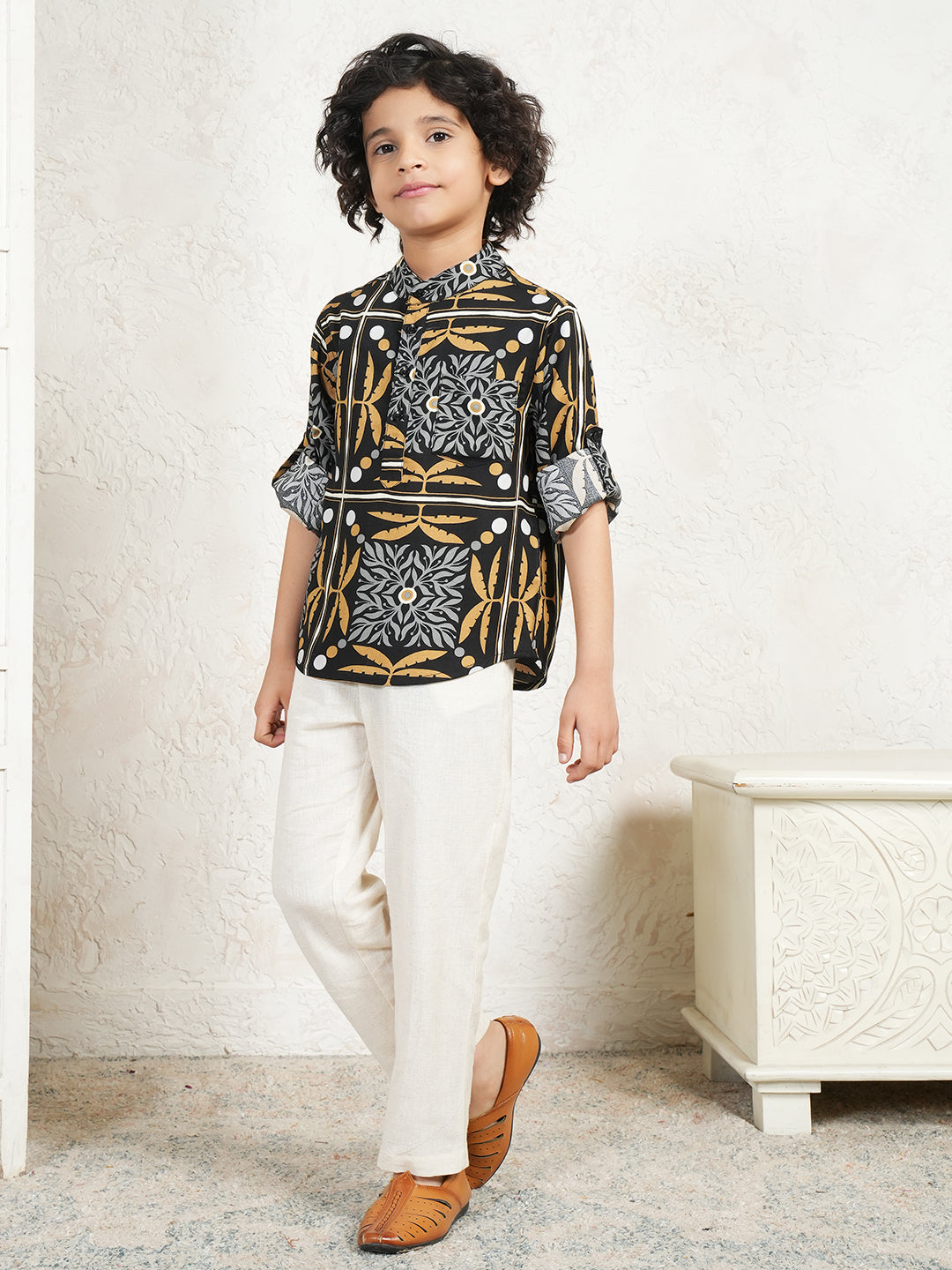 Placement Print Kurta For Boys