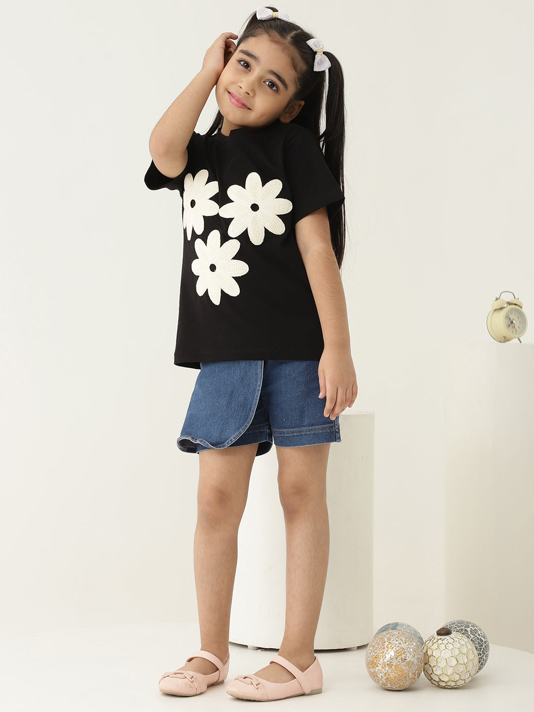 Pure Cotton Knit Patched Flower T-Shirt