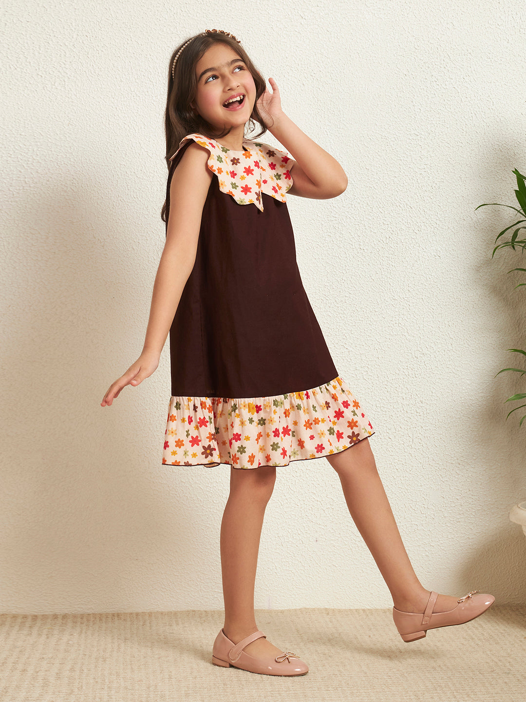 Girl's Brown Cotton Flex Solid With Floral Print A-Line Dress