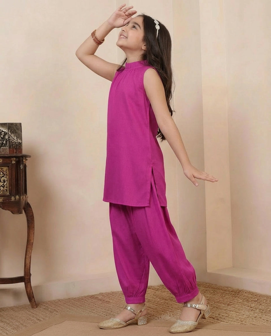 Girls Magenta Cotton Kurta with Gathered Pant Co-ord Set, Sleeveless, Solid Colour