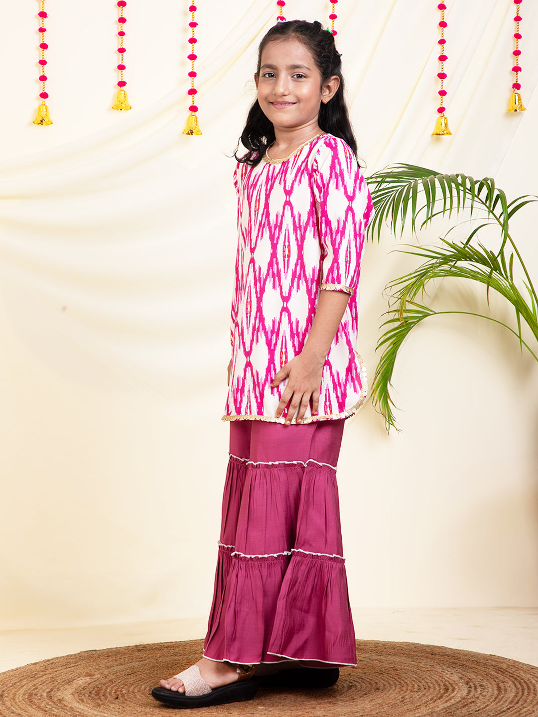 Geometric Print Kurta With Solid Sharara