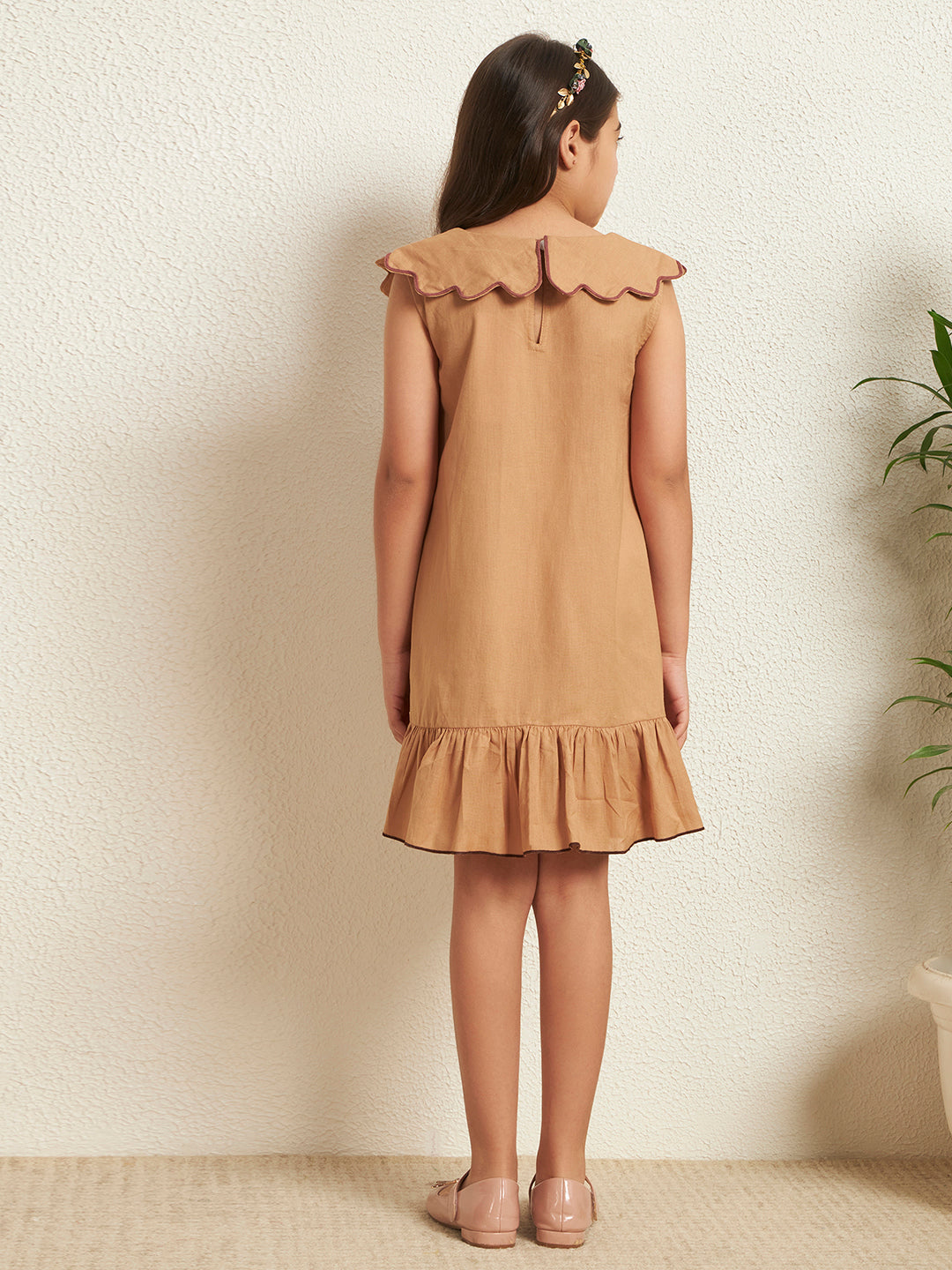 Girls Giraffe Patch Cotton Flex Scalloped Collar Knee-Length A-Line Dress