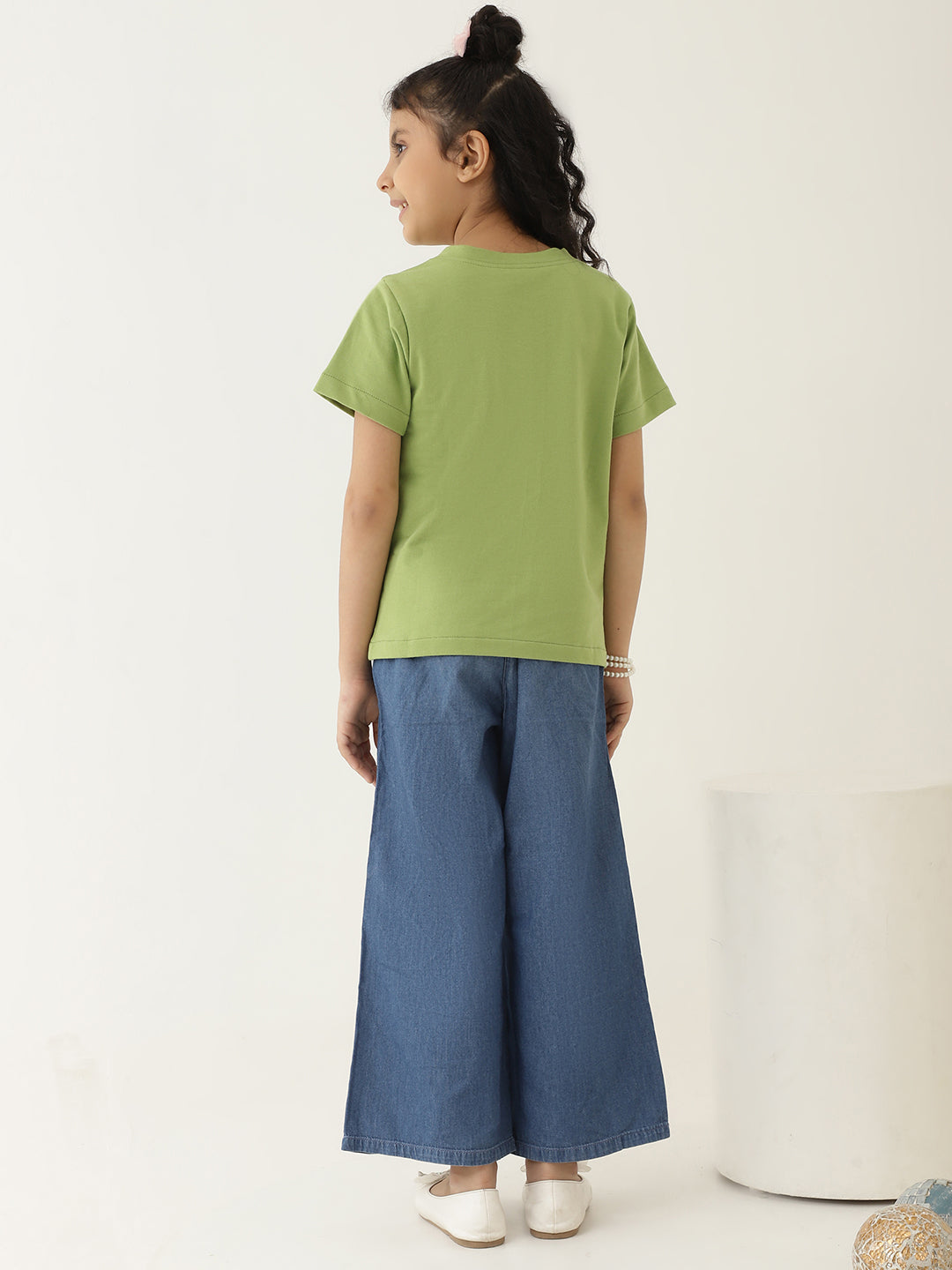 Pure Cotton Knit Flower Patch T-Shirt