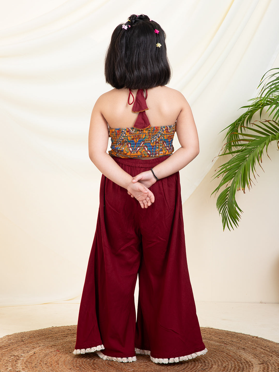 Abstract Print Adjustable Halter Neck Top With Solid Palazzo