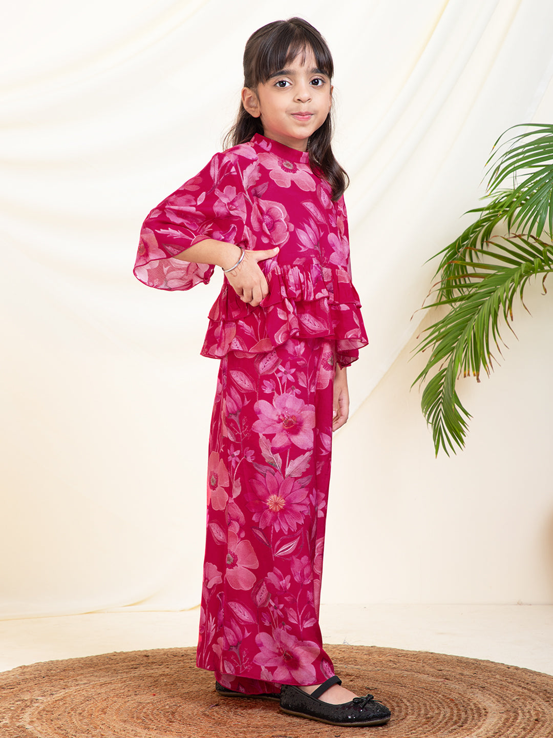 Floral Print Top With Straight Pants