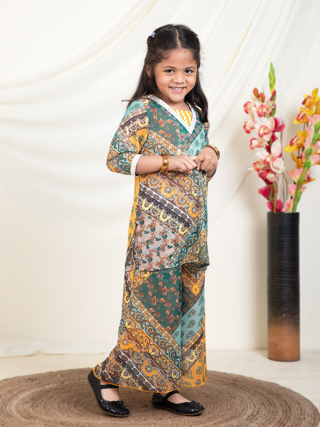 Patch Print Kurti & Palazzos With Inner Top