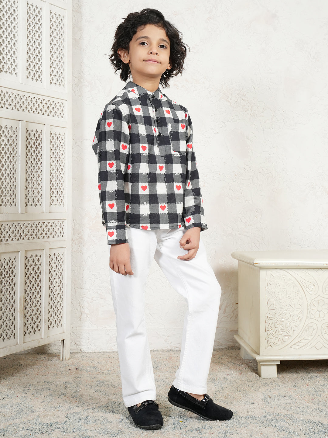 Heart Print Check Kurta For Boys