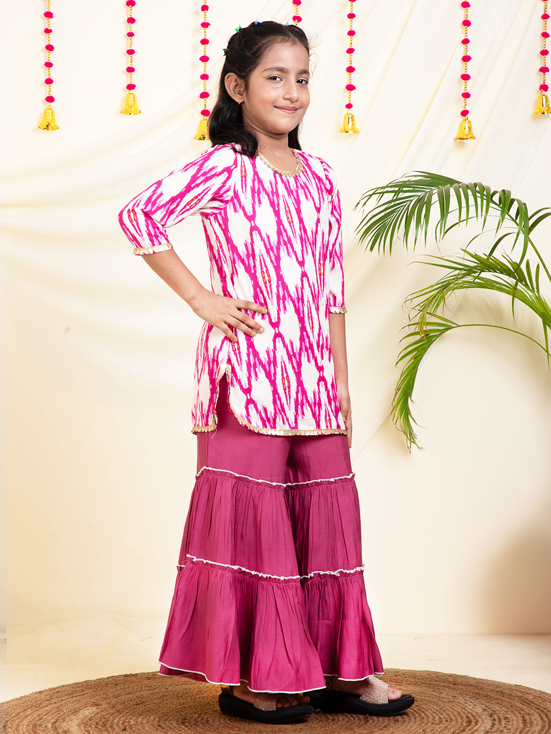 Geometric Print Kurta With Solid Sharara