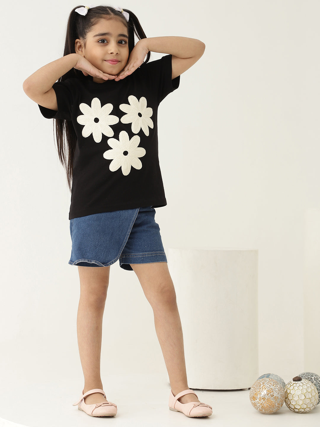 Pure Cotton Knit Patched Flower T-Shirt
