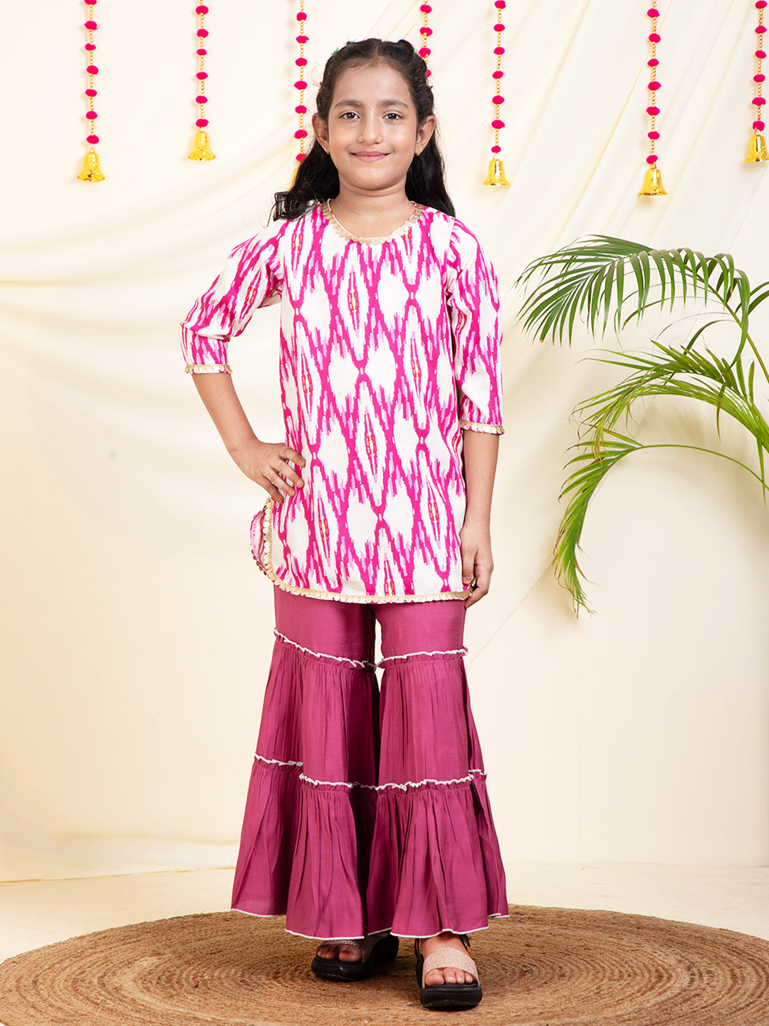 Geometric Print Kurta With Solid Sharara