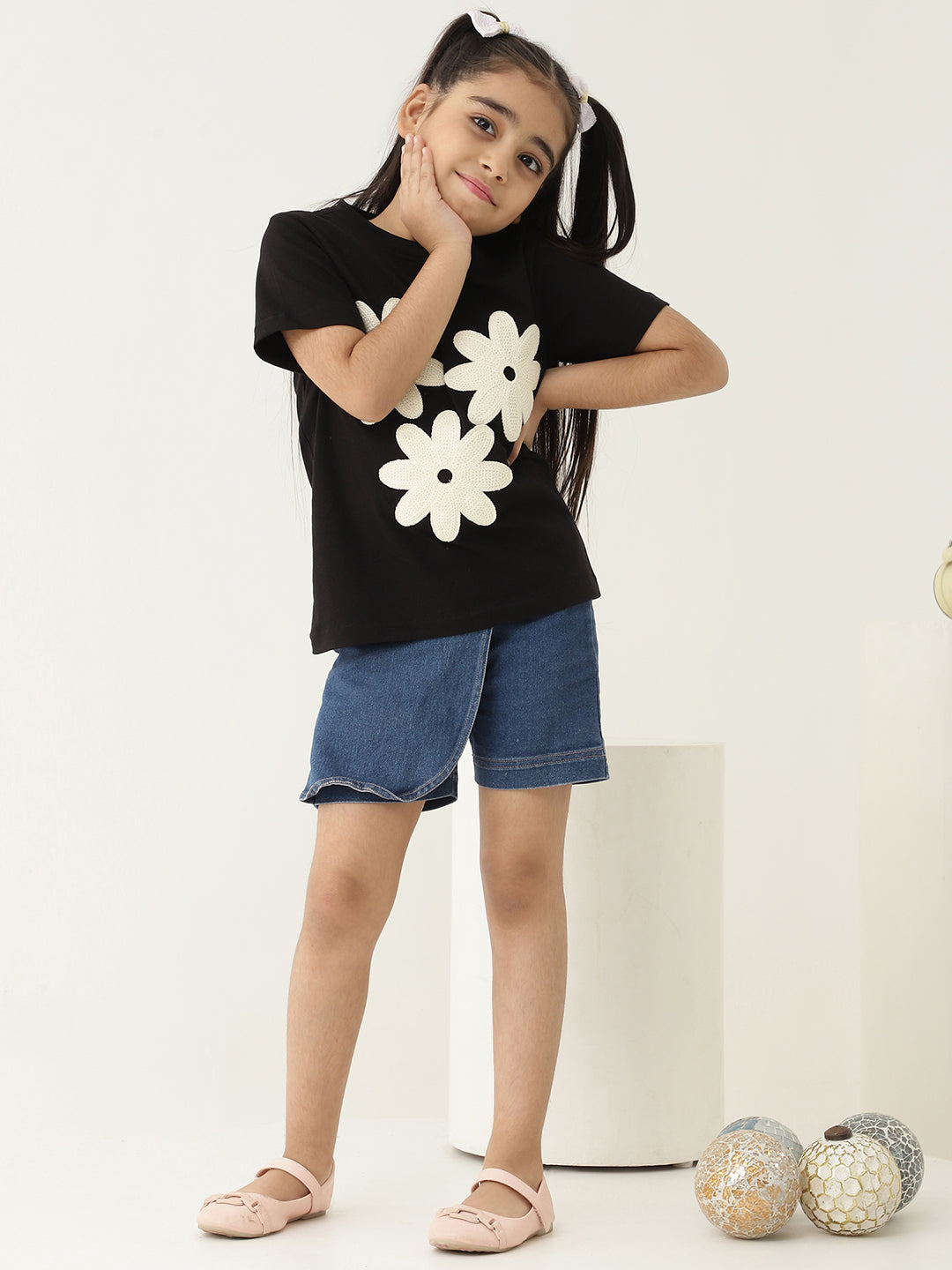 Pure Cotton Knit Patched Flower T-Shirt
