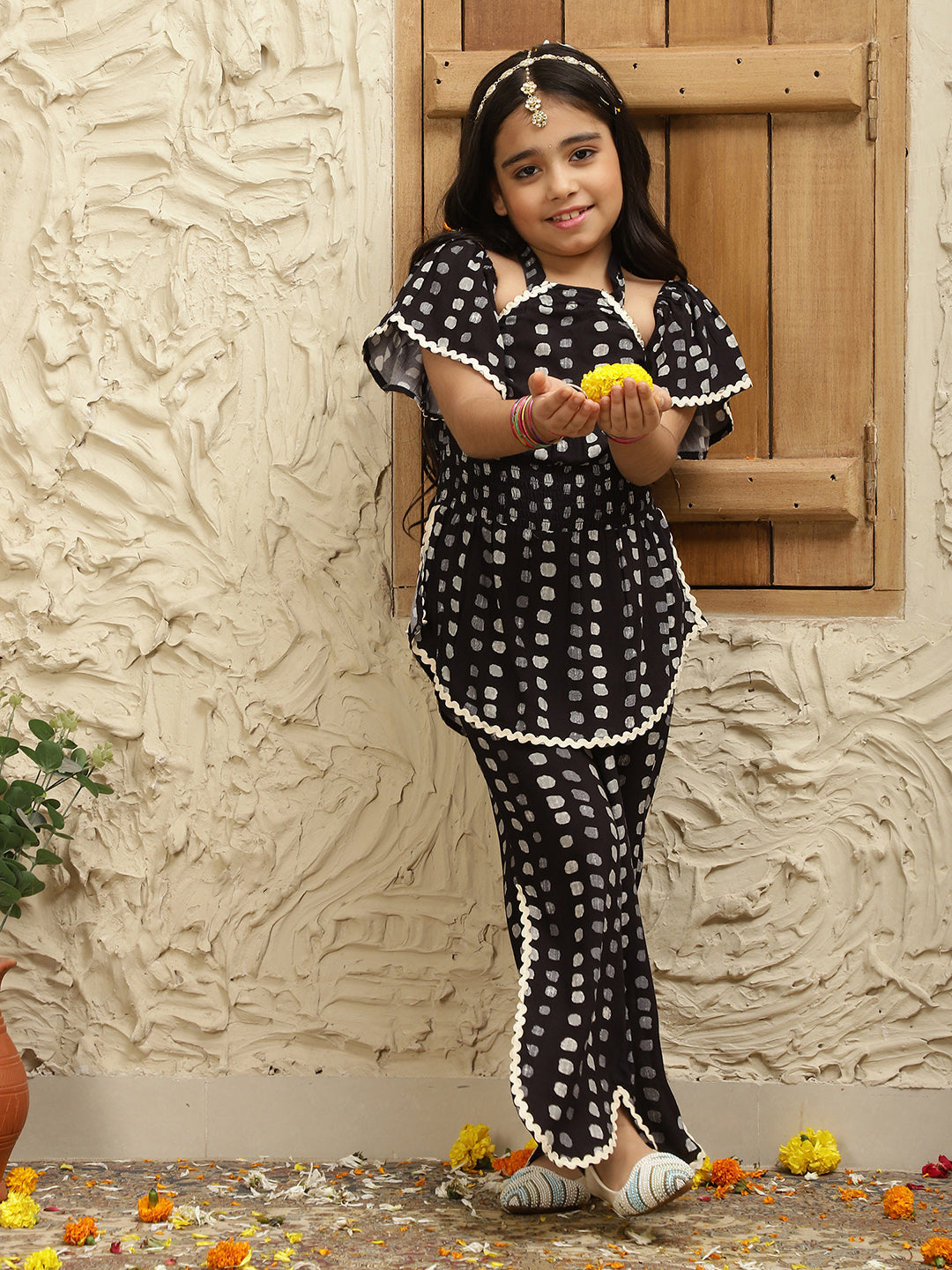 Pure Rayon Flower Embroidered Knee Length Dress